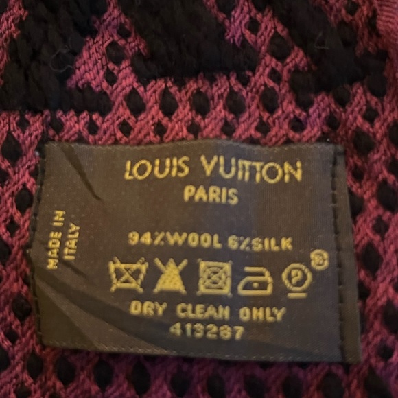 LOUIS VUITTON SCARF AUTH - Picture 5 of 5